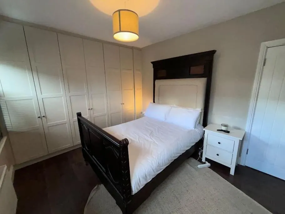 Splendid South Dublin Ranelagh Townhouse Βίλα 0*,  Ιρλανδία